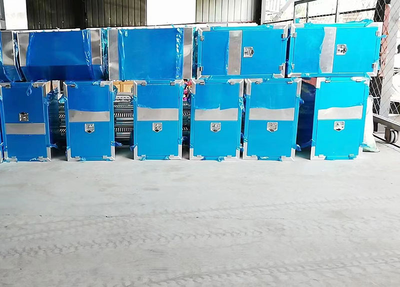 多功能铝合金工具箱