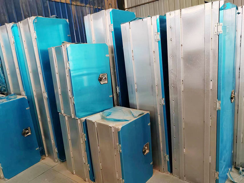 挂车铝合金工具箱